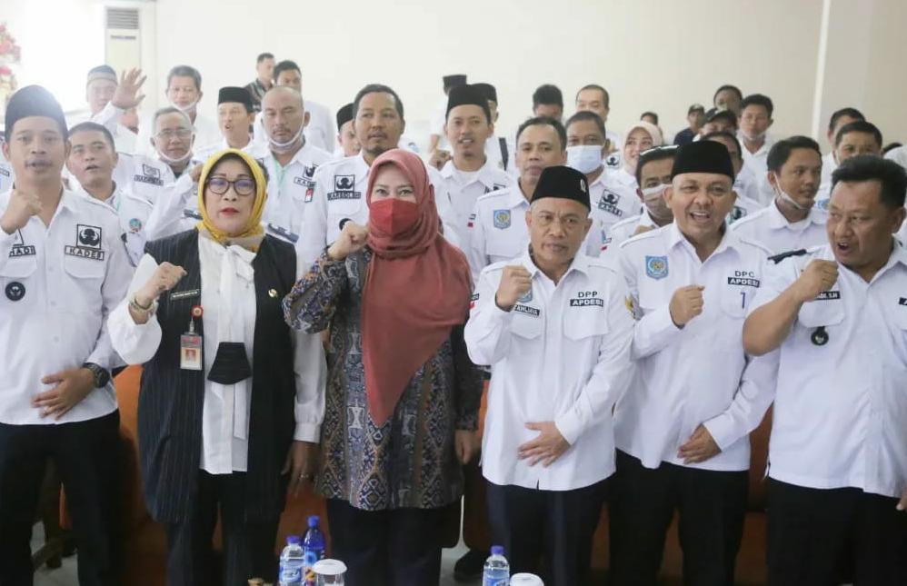 Hadir di Acara Muscablub Apdesi Kabupaten Pandeglang, Ini Harapan Bupati Irna Narulita!