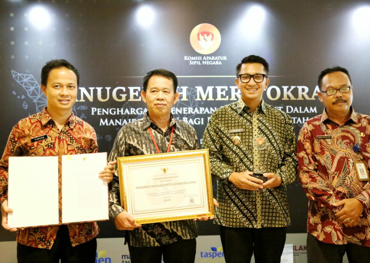 Pemkab Pandeglang Raih Anugerah Meritokrasi KASN 2022, Tanto: Penghargaan Ini Harus Menjadi Kebanggaan