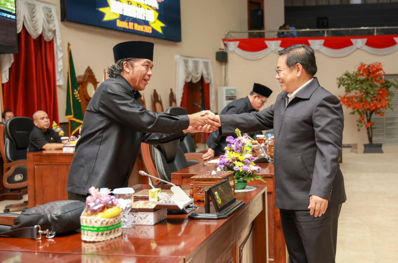 Pj Gubernur Banten Al Muktabar Janji Tindaklanjuti Hasil Reses Anggota DPRD