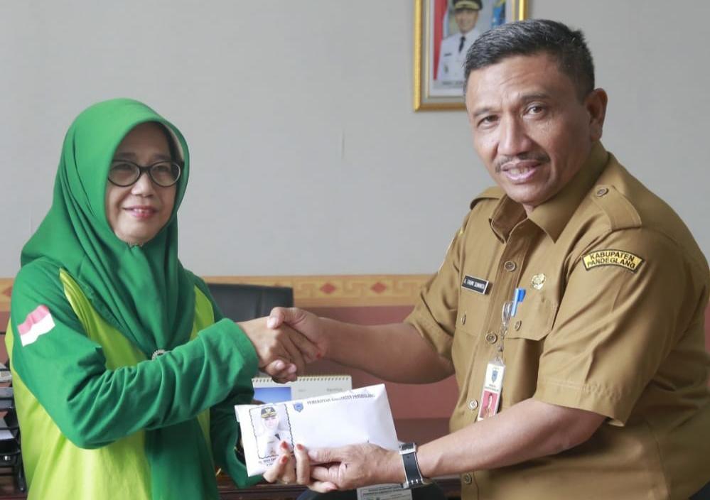 Dua Alumnus Kazan Federal University Dapatkan Bantuan Uang Tunai dari Pemkab Pandeglang