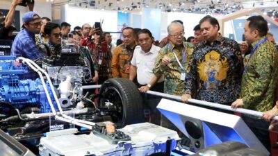 Airlangga Buka Pameran GIIAS 2023, Sebut Industri Otomotif di Indonesia Sangat Menjanjikan