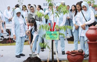 Seruni Kabinet Merah Putih Gelar Baksos di Serang, Mulai dari Penyaluran Bantuan Hingga Penanaman Pohon Istri Wapres RI Selvi Gibran Rakabuming