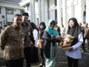 28 Pegawai Pemkab Pandeglang Terima SK CPNS, Dewi Ingatkan Agar Bekerja Dengan Baik Bupati Pandeglang Raden Dewi Setiani