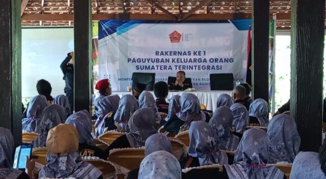Rakernas Paguyuban Orang Sumatera di objek wisata Bukti Sinyonya