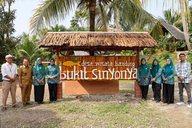 Agrowisata Bukit Sinyonya