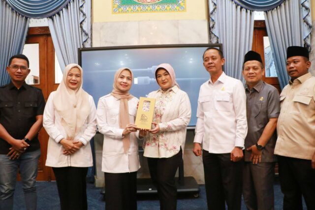 Anggota Fraksi Partai Gerindra Annisa Maharani Alzahra Mahesa