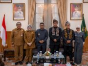 Pemangku Adat Kasepuhan Cisitu Cibeber Sowan ke Gubernur Banten, Minta Dibangunkan Sarana Irigasi Pemangku Adat Kasepuhan Cisitu