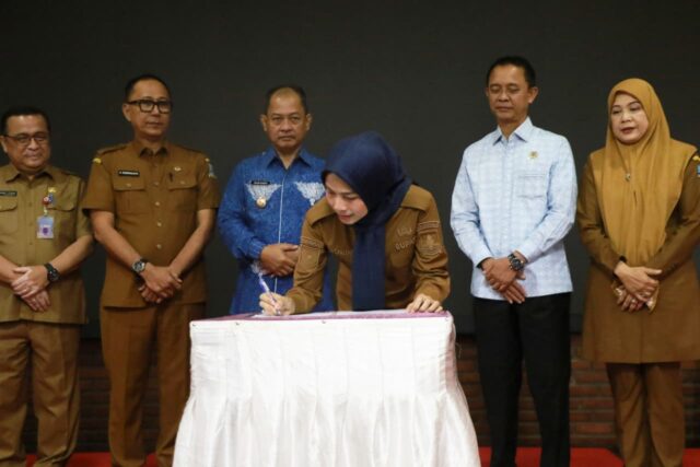 Penandatanganan berita acara RPJMD Kabupaten Serang Tahun 2025-2029