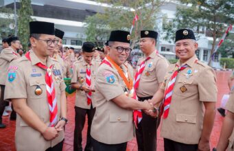 Hadir pada Peringatan Hari Pramuka ke-64 Tingkat Kwarda Banten, Andra Soni Sebut Gerakan Pramuka Membentuk Karakter Generasi Muda Banten Peringatan Hari Pramuka ke-64 Tingkat Kwarda Banten