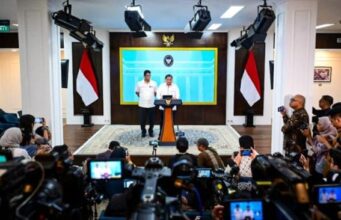 Melalui Program Paket Ekonomi Penyerapan Tenaga Kerja, Prabowo Komitmen Perluas Lapangan Kerja Menteri Koordinator Bidang Perekonomian Airlangga Hartarto