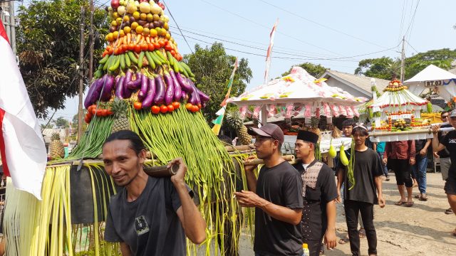 Tradisi adat sedekah bumi