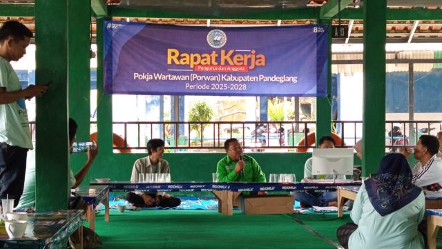 Raker Porwan Pandeglang