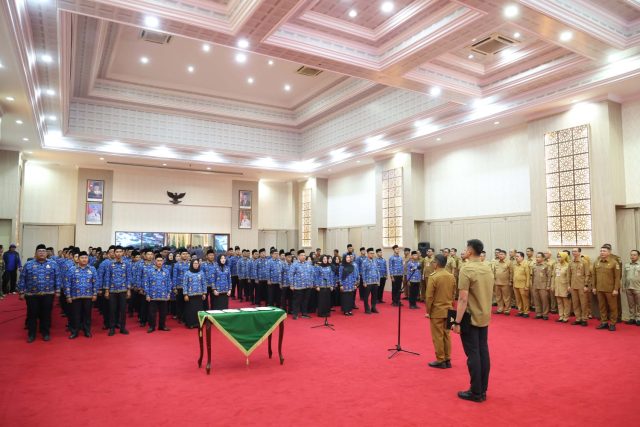 Pelantikan ribuan PPPK Paruh Waktu Pemprov Banten Pelantikan ribuan PPPK Paruh Waktu Pemprov Banten