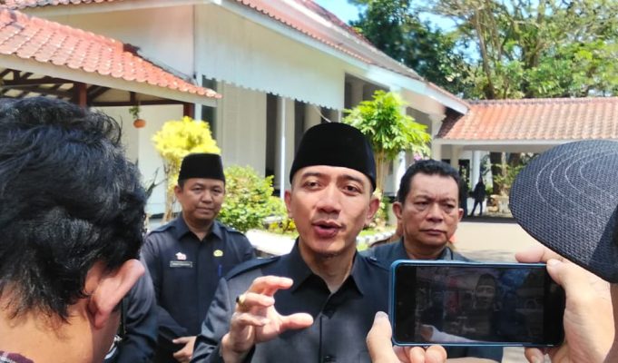 Ratusan Pejabat Administrator di Lebak Dilantik, Hasbi Minta Para Camat Turun ke Lapangan Bupati Lebak Mochamad Hasbi