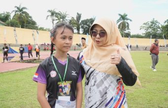 Bupati Pandeglang Buka O2SN, Dewi: O2SN Media untuk Memelihara Persatuan dan Kesatuan Bupati Pandeglang dengan Peserta O2SN SD Kabupaten Pandeglang
