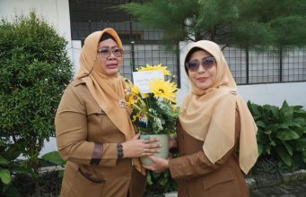 Haru, Isak Tangis Pecah di Acara Perpisahan Purna Tugas Dua Pejabat Pemkab Pandeglang Acara Purna Tugas