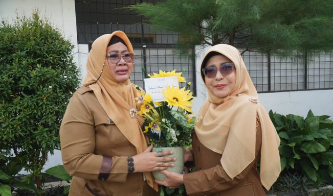 Haru, Isak Tangis Pecah di Acara Perpisahan Purna Tugas Dua Pejabat Pemkab Pandeglang Acara Purna Tugas
