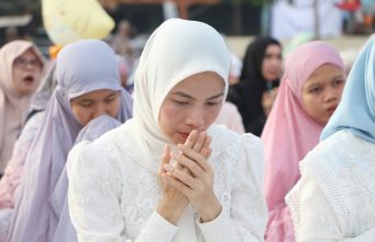 Hikmah Idul Adha, Bupati Serang Ratu Zakiyah Ajak Warga Tingkatkan Solidaritas Sosial Idul Adha berjamaah