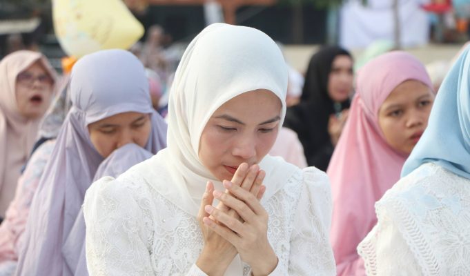 Hikmah Idul Adha, Bupati Serang Ratu Zakiyah Ajak Warga Tingkatkan Solidaritas Sosial Idul Adha berjamaah