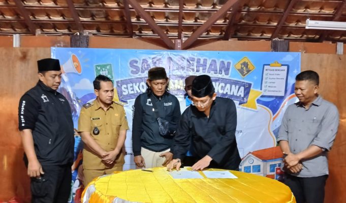 Terapkan Edukasi dan Mitigasi Bencana, Perkumpulan Boedak Saung Bersama PGRI Pandeglang Tandatangan MoU MoU Boedak Saung