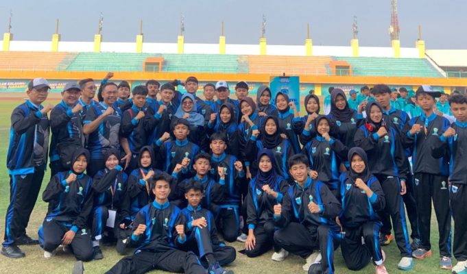 Bangga Terhadap Semangat Juang Atlet POPDA XII, Bupati Pandeglang Janji akan Optimalkan Pembinaan Bupati Pandeglang Dewi