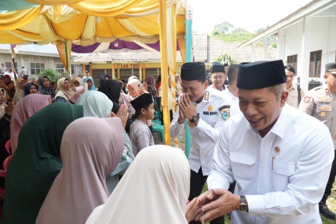 Kunjungan Menkop RI