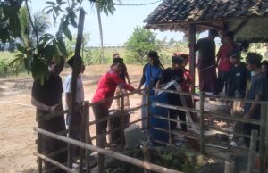 Tagana Bersama BSR Bantu Salurkan Air Bersih ke Ponpes Raudhatul Alfalah Patia Bantuan air bersih