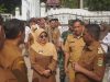 Bupati Dewi Ingatkan agar Para Siswa Hormati Guru dan Orangtua Kunjungan Bupati Pandeglang Raden Dewi Setiani bersama Gubernur Banten ke SMK Pandeglang