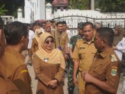 Bupati Dewi Ingatkan agar Para Siswa Hormati Guru dan Orangtua Kunjungan Bupati Pandeglang Raden Dewi Setiani bersama Gubernur Banten ke SMK Pandeglang