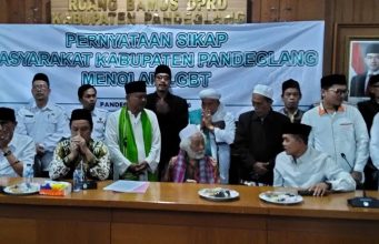 Abuya Muhtadi Pimpin Deklarasi Anti LGBT, Minta Bupati Terbitkan Perbup Larangan Deklarasi anti LGBT di Pandeglang