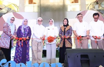 Tinawati Buka Pekan Dekranasda Kota Tangsel 2026: Produk Kerajinan Banten Harus Mampu Mengikuti Selera Pasar Pekan Dekranasda Kota Tangsel