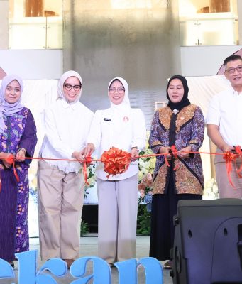 Tinawati Buka Pekan Dekranasda Kota Tangsel 2026: Produk Kerajinan Banten Harus Mampu Mengikuti Selera Pasar Pekan Dekranasda Kota Tangsel
