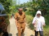 Bupati Pandeglang Tinjau Persiapan Pembangunan Program Bang Andra di Kecamatan Cibitung Bupati Pandeglang Raden Dewi Setiani memantau rencana proyek Bang Andra di Kecamatan Cibitung
