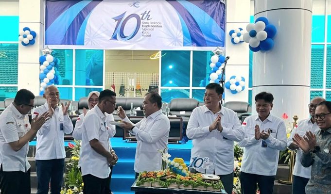 Genap Berusia 10 Tahun, Kinerja Direksi Bank Banten Diapresiasi HUT Bank Banten ke-10