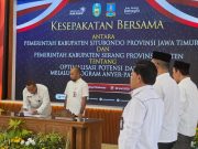 Pemkab Serang dan Pemkab Situbondo Ukir Sejarah Baru, Teken MoU untuk Hidupkan Koridor Anyer-Panarukan Penandatanganan MoU Pemkab Serang dengan Pemkab Situbondo