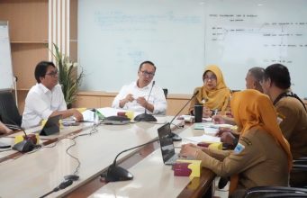 Jemput Bola, Bupati Pandeglang Dewi Usulkan Pembangunan Jalan ke Kementerian PUPR Bupati Pandeglang