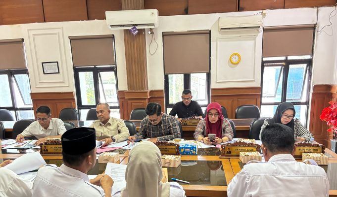 DPRD Nilai Kinerja Disdikpora Pandeglang Buruk, Selain Kurang Transparan Juga Tak Mampu Serap Anggaran Rapat dengar pendapat Komisi IV DPRD Pandeglang