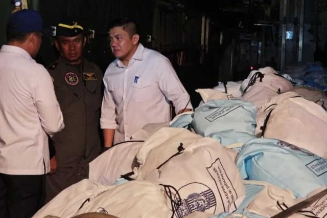 Pengiriman bantuan logistik ke NTT