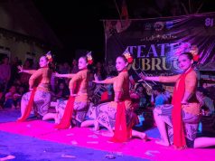 Lawan Kepunahan, Komunitas Info Bercanda Sosialisasikan Seni Ubrug, dari Kampung ke Kampung Pertunjukkan kesenian Ubrug