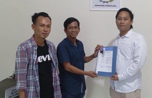 Asep Mujahidin, Calon Kuat Ketua PWI Pandeglang Kembalikan Berkas Formulir Pendaftaran Konferkab PWI Pandeglang