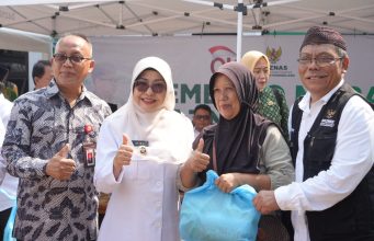 Baznas Pandeglang Bekerja Sama Baznas Provinsi Gelar Bazar Murah, Raden Dewi: Kami Mengapresiasi Baznas dan OJK Bazar sembako murah Baznas Kabupaten Pandeglang