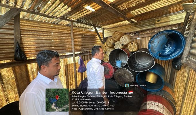 Ditreskrimsus Polda Banten Sidak Gudang yang Diduga Tempat Penyimpanan BBM, Ditemukan Tujuh Jeriken Kosong Gudang yang diduga tempat penyimpanan BBM