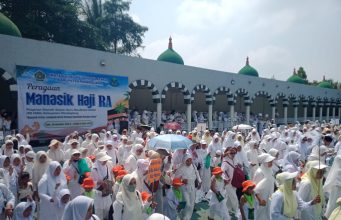 Diikuti Ribuan Anak RA se- Pandeglang, PD IGRA Gelar Peragaan Manasik Haji di KBIH Cikole Peragaan manasik haji anak PAUD