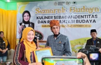 Hadir di Acara Semarak Budaya, Adde Rosi Dorong Warisan Leluhur Pandeglang Agar Dimasukkan Kurikulum Sekolah Adde Rosi Khoerunnisa, anggota DPR RI Fraksi Partai Golkar